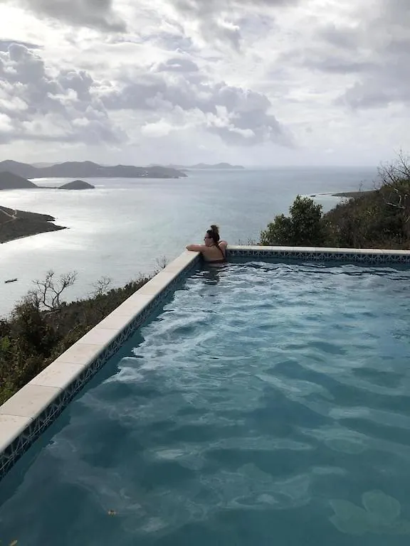 Holiday home Coconut Breeze Villa: Mesmerizing Views, Cooling Tradewinds Coral Bay United States Virgin Islands